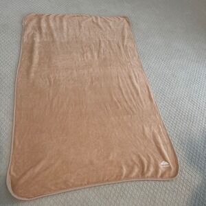 BlueHills Cozy Plush Blanket Throw Beige Soft Warm Fuzzy Just the Blanket